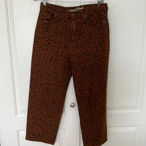 Universal thread, straight leg, cropped, high, waisted, cheetah print jeans